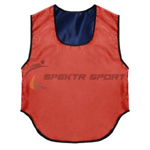 Купить Манишка футбольная двусторонняя Spektr Sport красно-синяя р. 36-40 в Пошехонье 